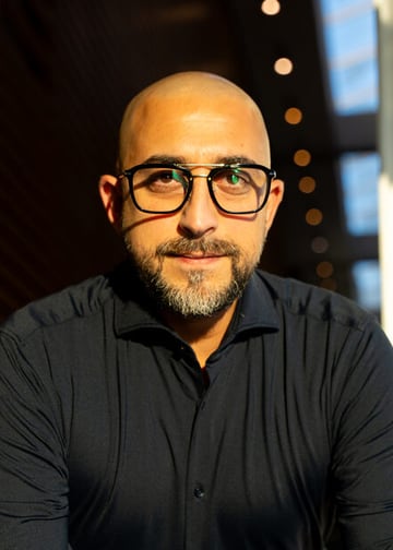 Portrait de Wissam Daibess, fondateur d’identifiable